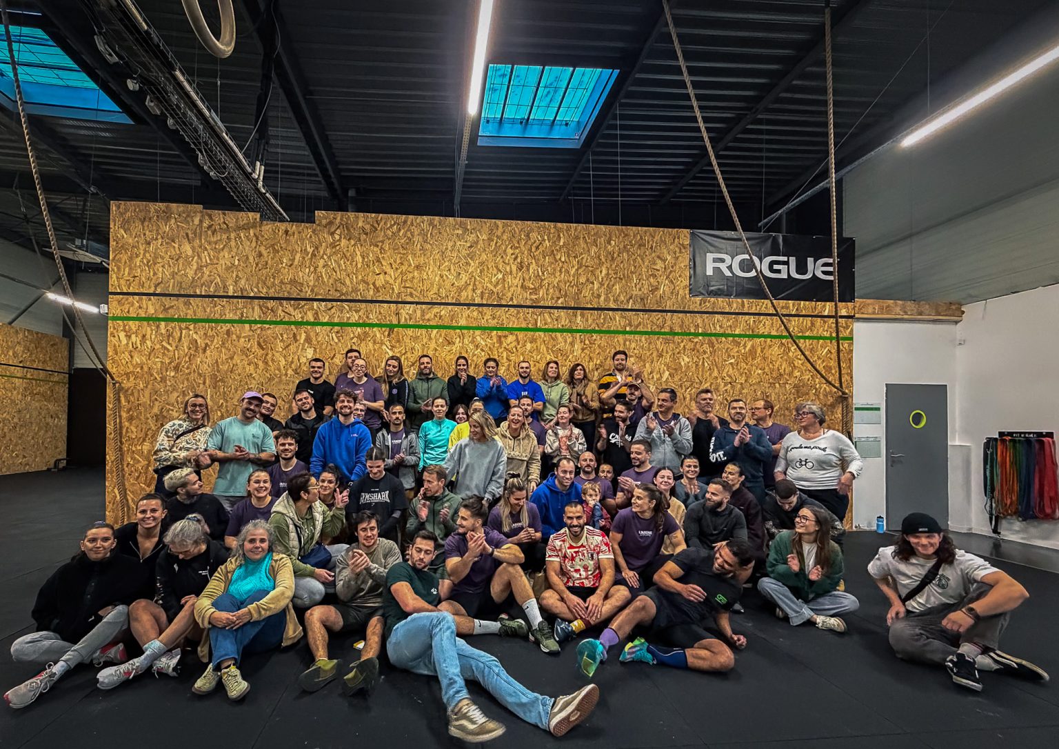 La communauté de L’Arène Training Club Gradignan réunie dans la salle